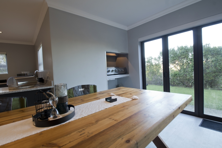 4 Bedroom Property for Sale in Hartenbos Landgoed Western Cape